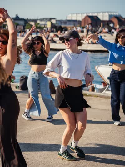 Salsa Wednesdays på Broens