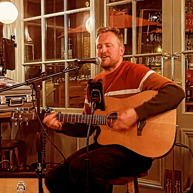 Open mic on tonight from 7pm!