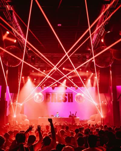 The most beautiful party in the world returned to Dallas last night @bresh 🧸💕✨ UP NEXT 🪩 TONIGHT with @emorfik x @usaybflow at @ductworkdallas
