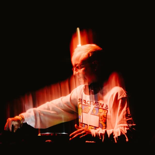 Alexis Hot Chip DJ set