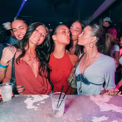 LADIES... SATURDAYS @clubrecess are ALL for YOU