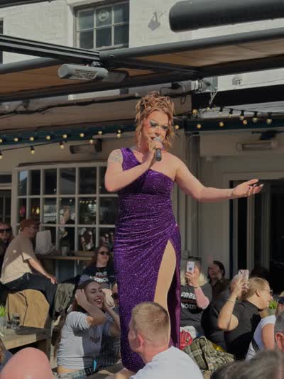 Drag show at Fitz