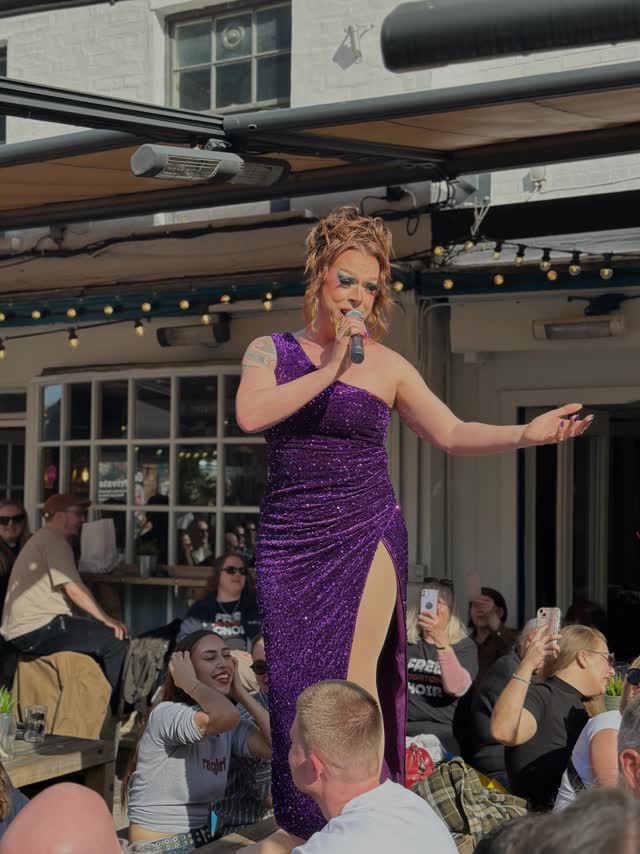 Drag show at Fitz