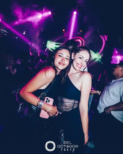Tonight, everyone owns the spotlight. Shine your way at SEL OCTAGON TOKYO