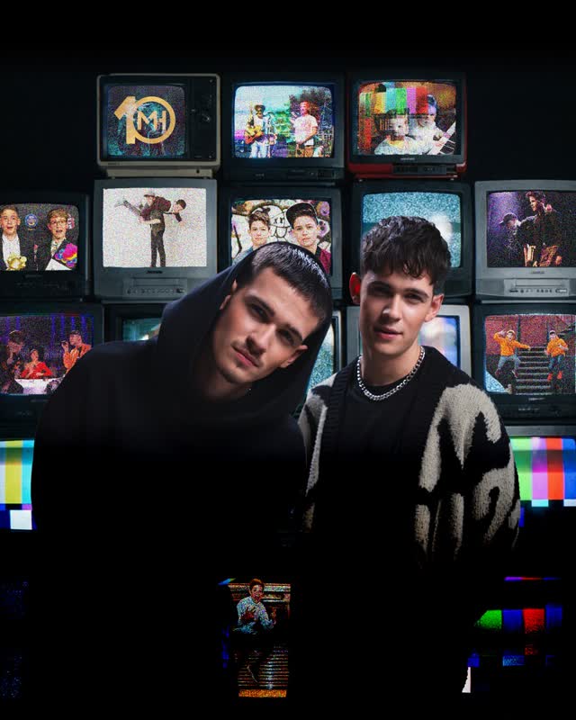 Max & Harvey celebrate 10 years of "controlled" chaos