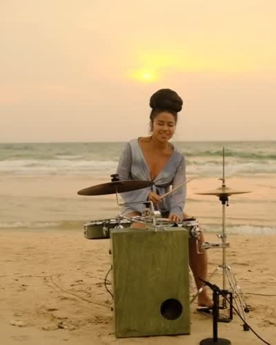 salin_music LIVE band performance at Brixton