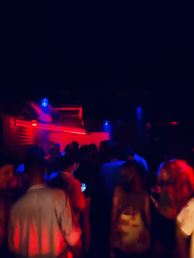 Tonight: Amulador