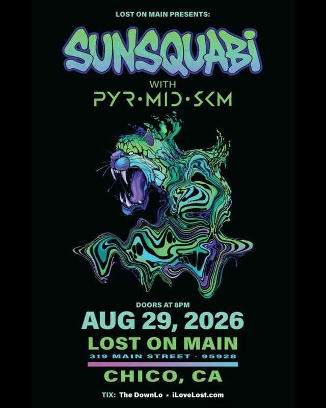 SUNSQUABI WITH PYR·MID·S<M