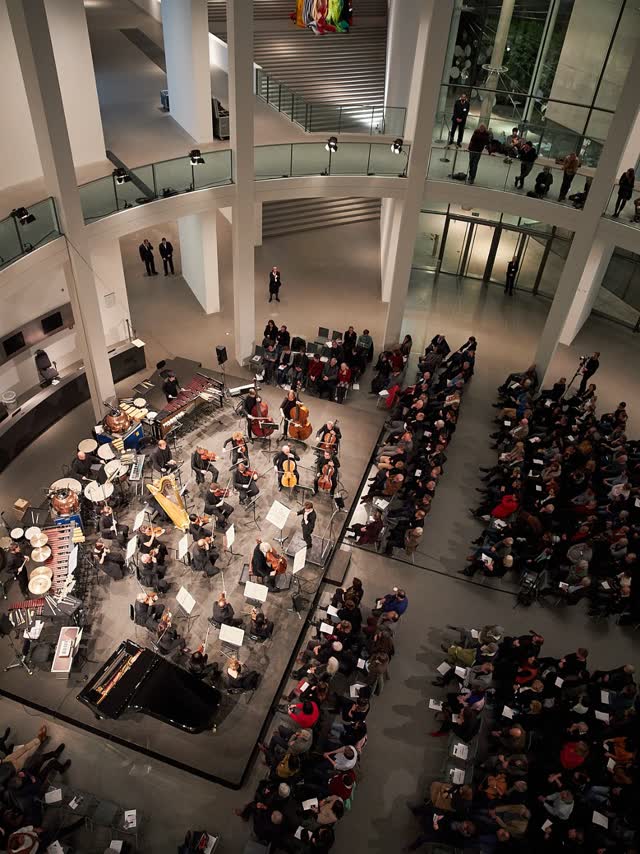 This Saturday in our Rotunda: NACHTMUSIK DER MODERNE. KOMPONISTINNENPORTRÄT NINA ŠENK (*1982)