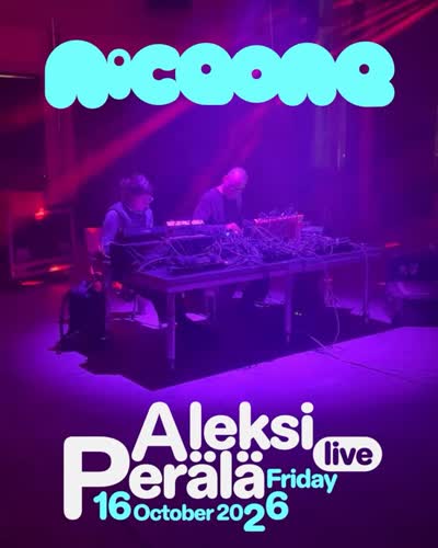 Aleksi Perälä plays live in the Saal