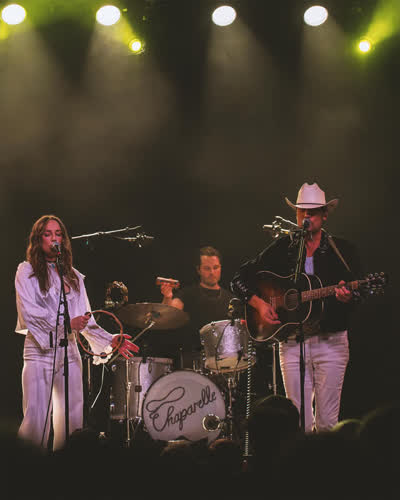 two-steppin' at bluebird