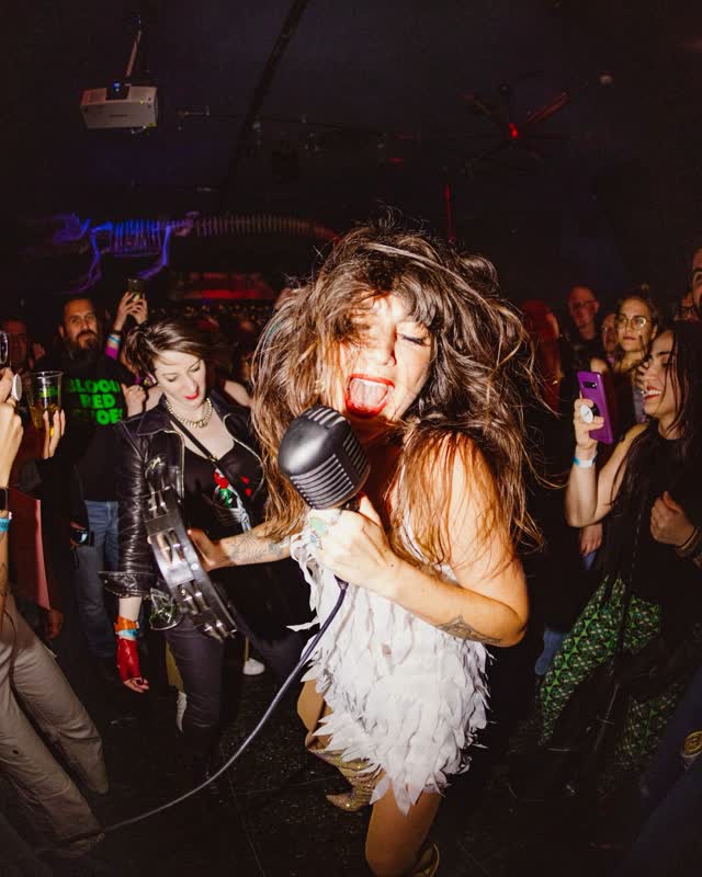Thunderpussy August residency
