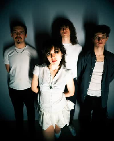 Sophie's Body with The Outfield Clovers, Commüne and Driver