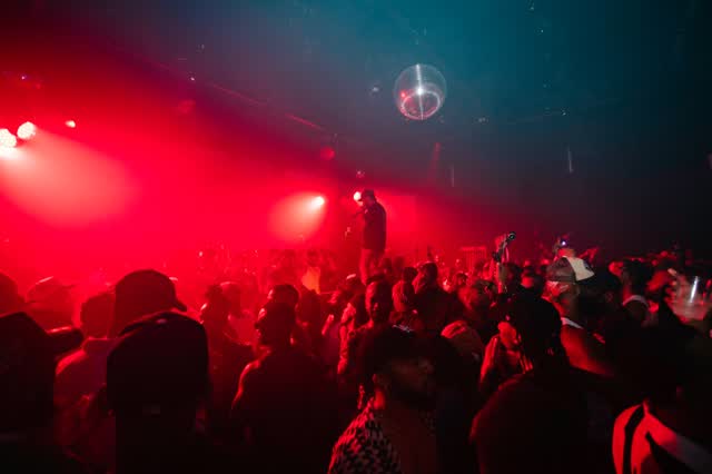 BOOZY BOUNCE - Red Dress Run Weekend