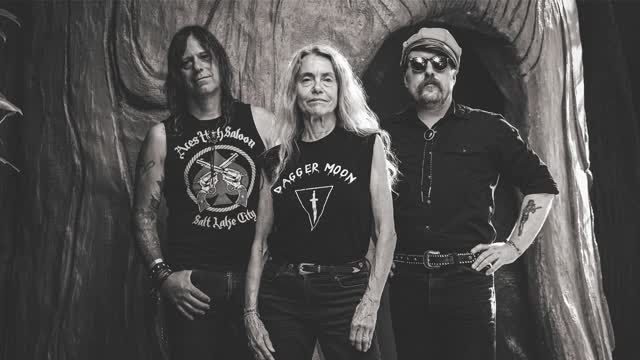 DEAD MOON NIGHT - Toody Cole & Her Band