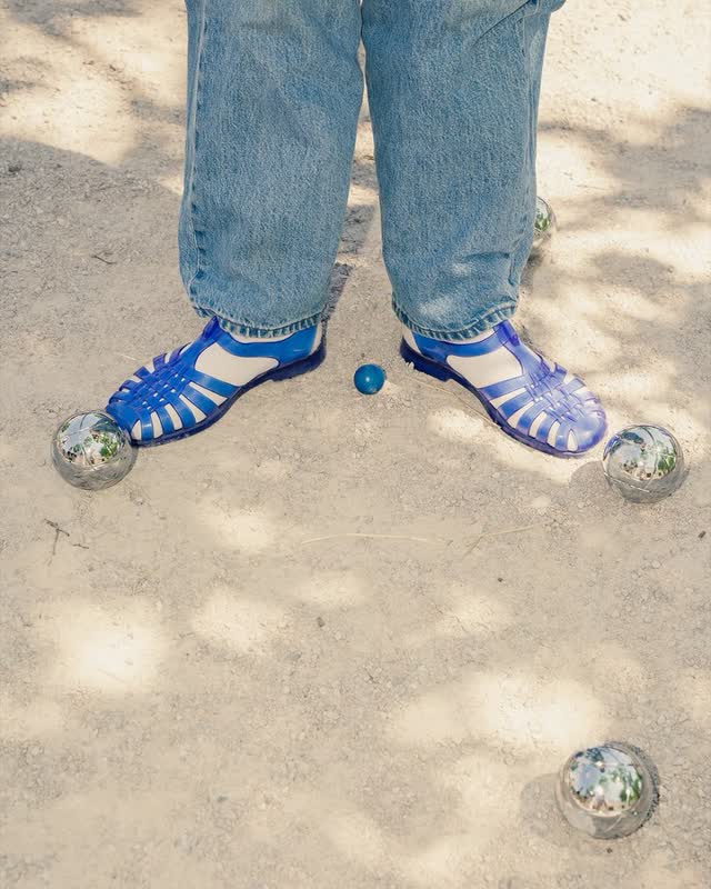 Rendez-vous le 12 et 13 septembre à HEAT pour découvrir La Place Bleue, un week-end qui nous replonge dans les souvenirs de vacances...