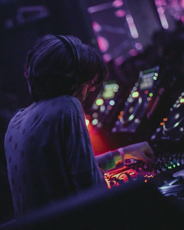 Reheat returns to the club to celebrate their 5th birthday by inviting Turkish minimal house & techno legend, Onur Özer, Lee Rands and Louie G.