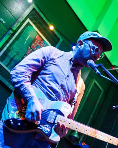 TODAY! BANK HOLIDAY BUSKERS