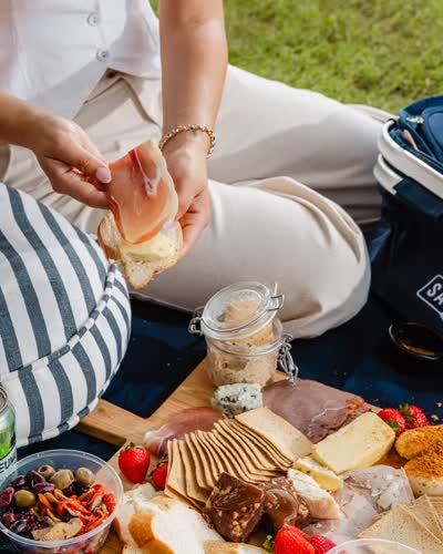 Treat Dad to a gourmet hamper and live music on the Lawn THIS SUNDAY!