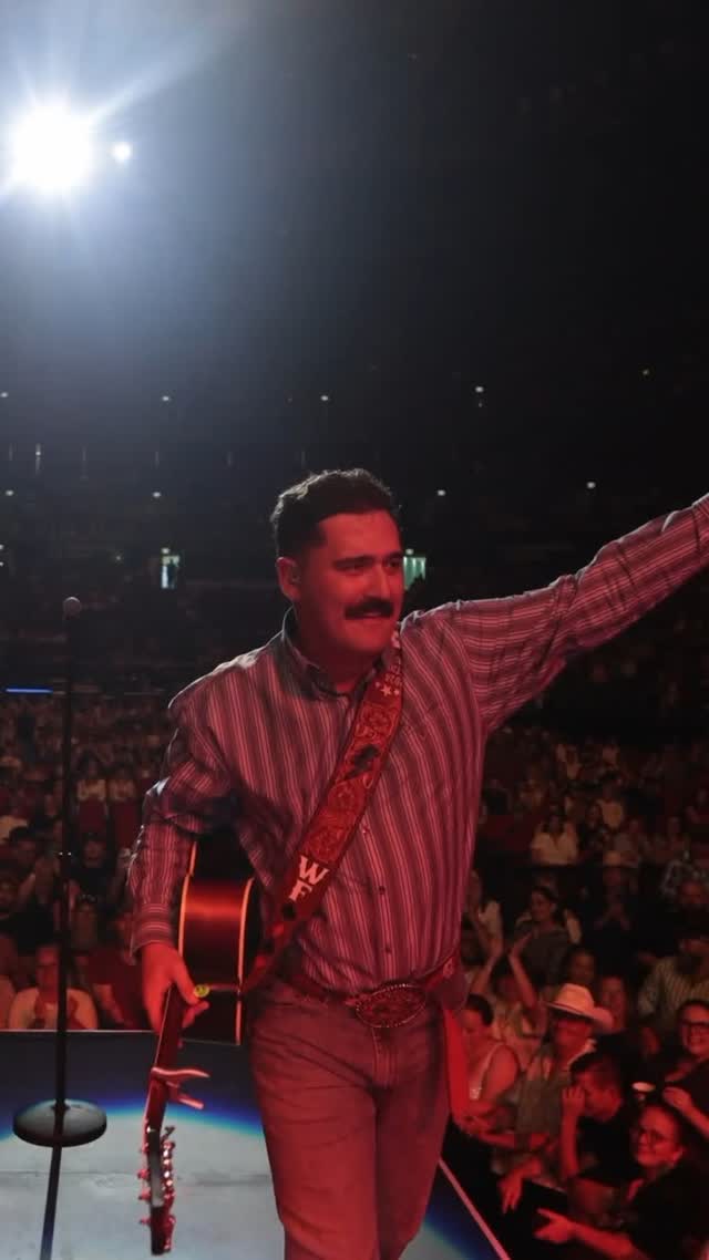 Australian country sensation @wadeforstermusic is bringing his Texas-sized sound to The Heights Theater on September 23 with @dannosimpsonmusic!