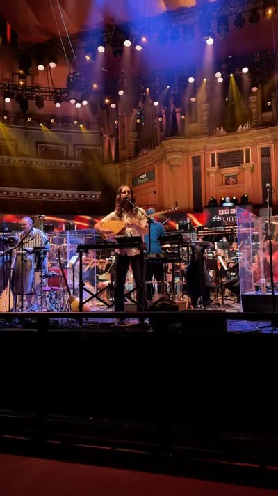 BBC Proms: Alti Gun Band, Jules Buckley, Derya Yildirim & BBC Symphony Orchestra