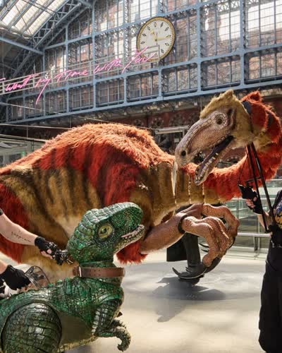 Dinosaur World Live