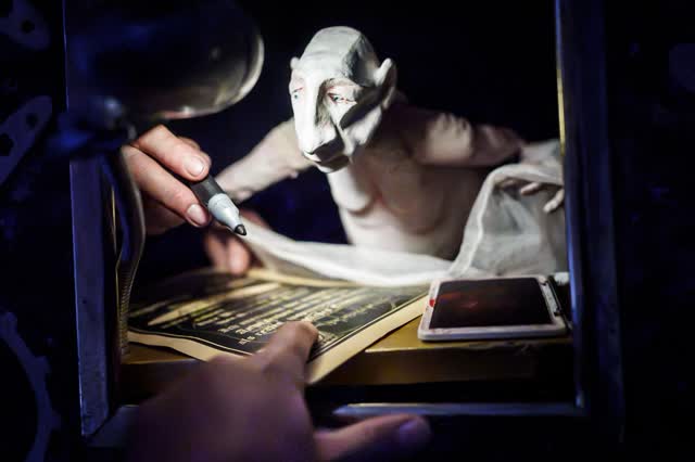 Premiere der Theater-Geisterbahn GHOST TRAIN