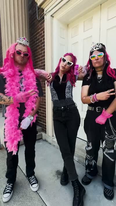 iconforhire 15th anniversary tour 'Scripted' show with @thexelijah and @laurenbabic