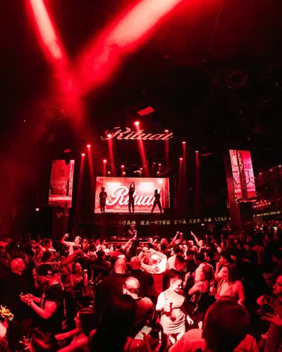 Sundays Ritual @theshowsj takesover TAO Nightclub with @frandalaybay
