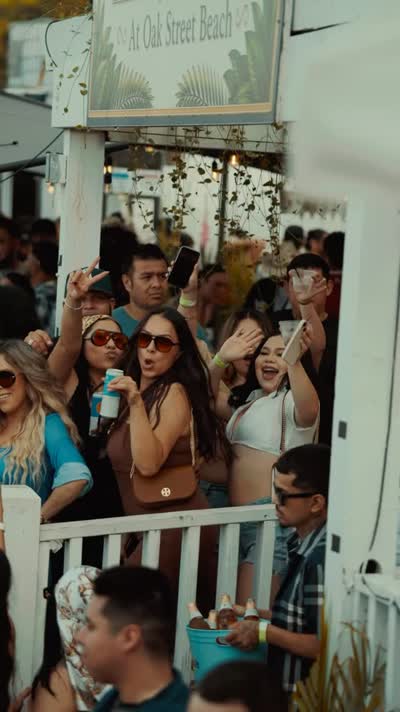 ONE LAST BANDA BEACH PARTY!