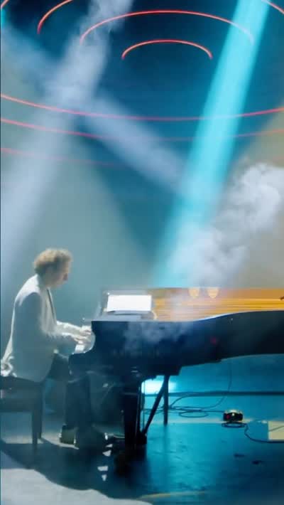 PIANO UNPLUGGED