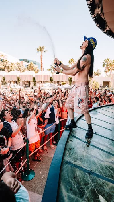 saturdays were made for @steveaoki