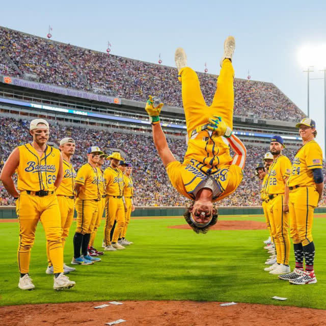 The Sav Bananas Live at Globe Life Field