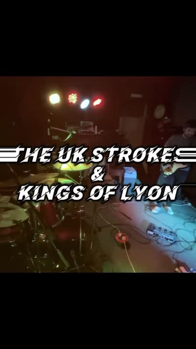 KINGS OF LYON Vs THE UK STROKES