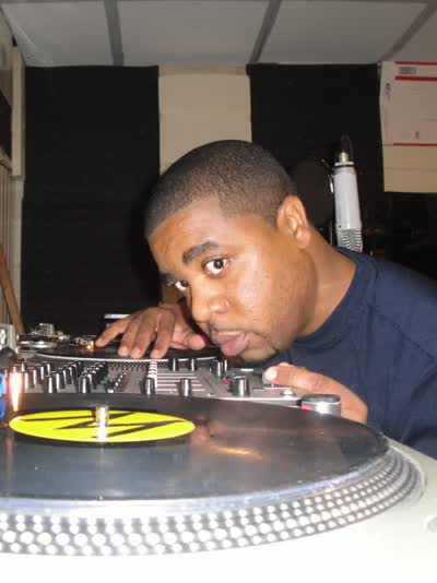 DJ Maaco at nt's loft