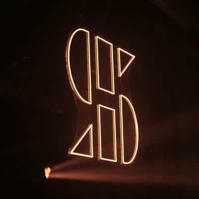 5 hours of I-F. No boundaries, no predictable turns. Disco, electro, acid and beyond.