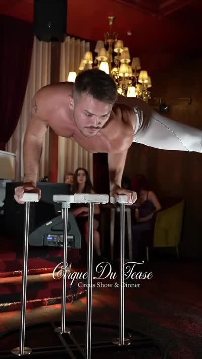 Cirque Du Tease Dinner & Show