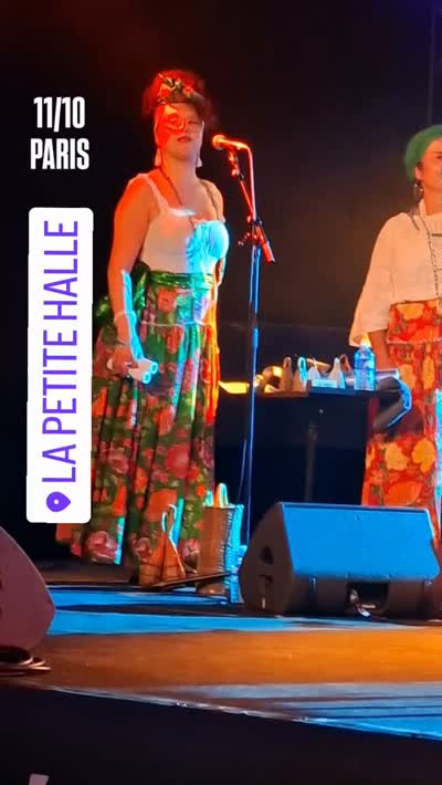 11/10 PARIS LA PETITE HALLE