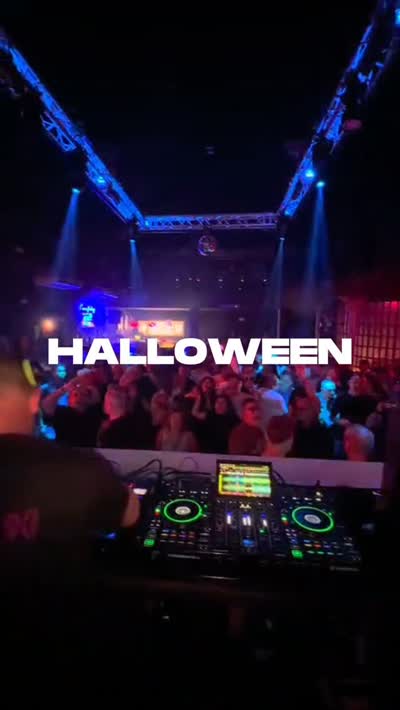 Mítics 90 con un tardeo remember de Halloween