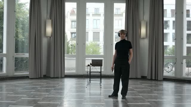 PERFORMANCE: Ana Hoffner ex-Prvulovic*, La Haluca – A Pioneer Girl