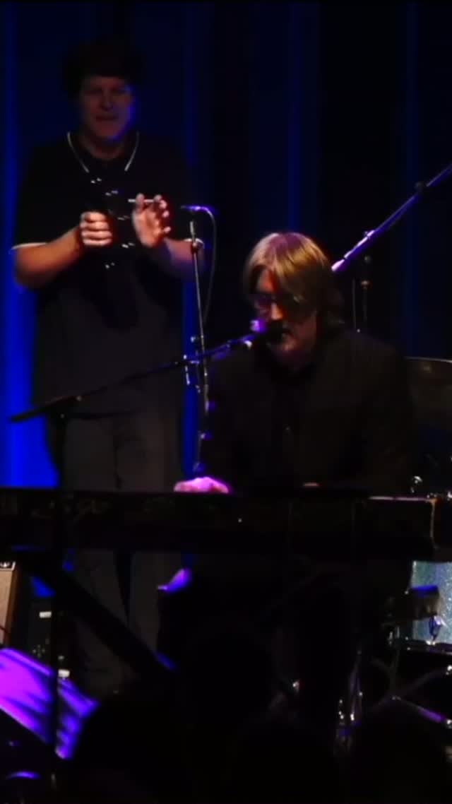 Christopher Holt Live Solo Performance