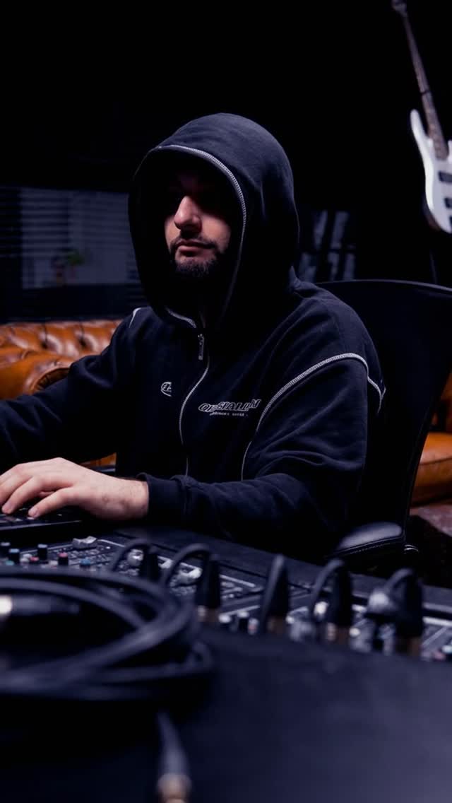 Inside the studio with SAM I AM as he breaks down one of his tracks ahead of his headline set at RPM next Friday 30/10. Final Release is now 70% sold out.
