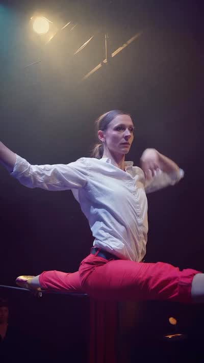 A WILD WOMEN CIRCUS
