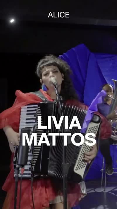 Lívia Mattos Live Performance at ALICE
