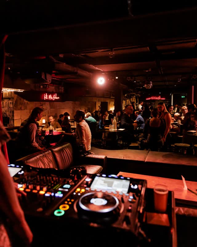 Midweek Mischief / Live music Saturdays / Jazz Sundays