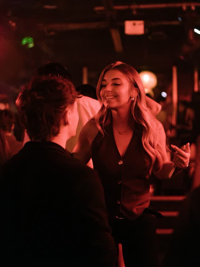 Muzique is always an experience, come live Montreal's nightlife with us.