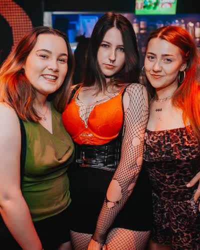 🥳POP OFF FRIDAYS 🥳