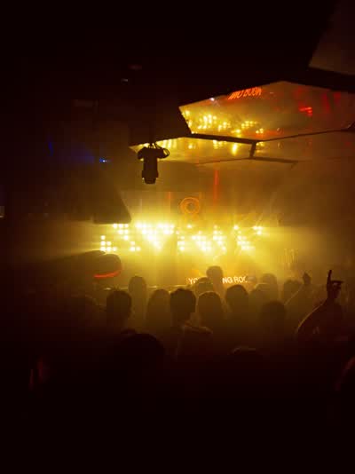 What a debut in our new home @oh.babyanna 🎱❤️‍🔥 Can’t wait to see you all back in our living room on Friday.