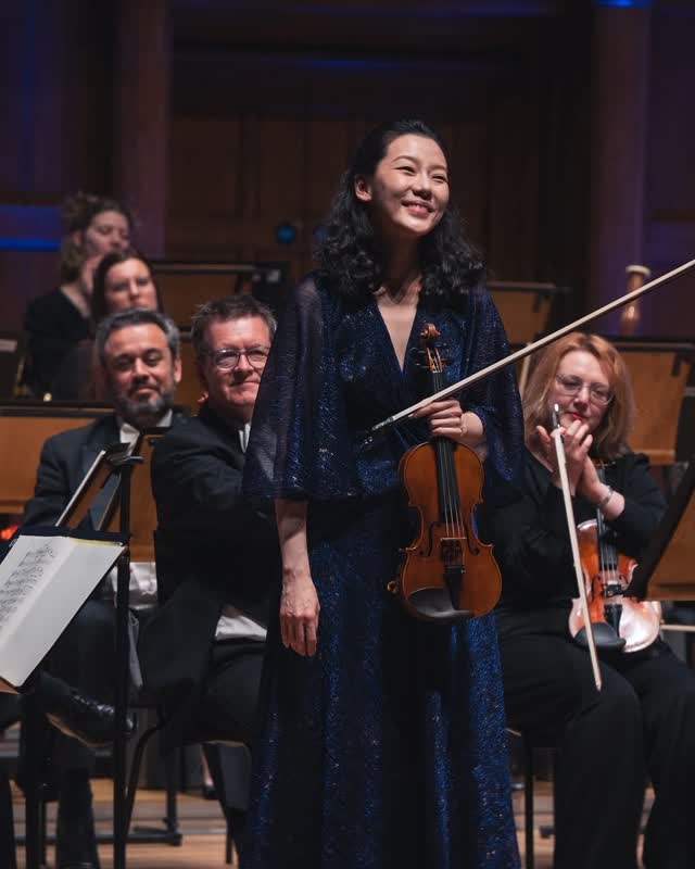 City Hall Classics season finale concert with Clara Jumikang and Ben Glassy