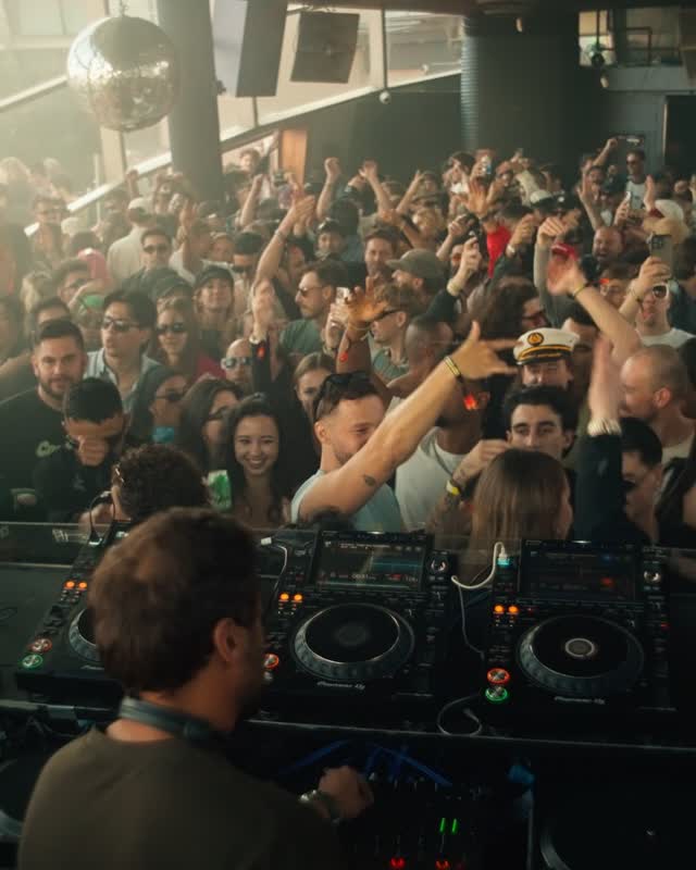 Janeret & Seb Zito at Labrisa Bali